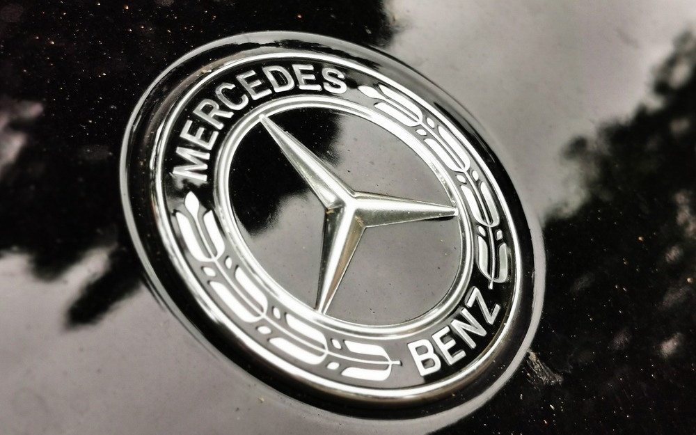 Автомобили Mercedes-Benz