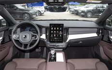 Интерьер Volvo S90