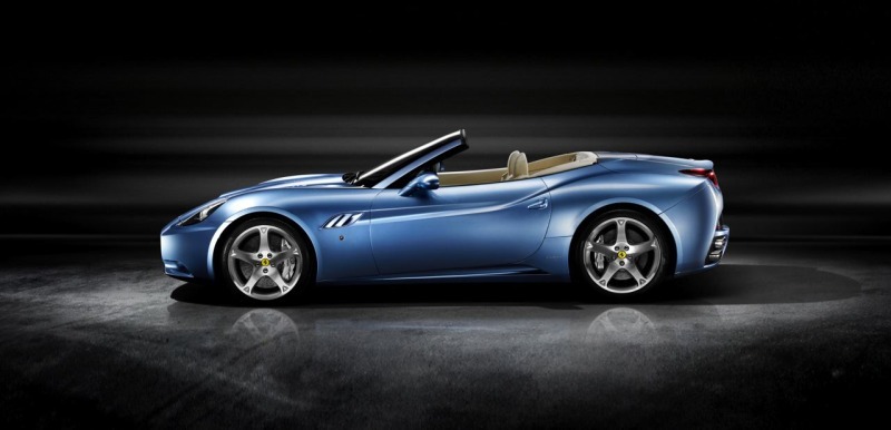 Калифорнийский жеребец Ferrari