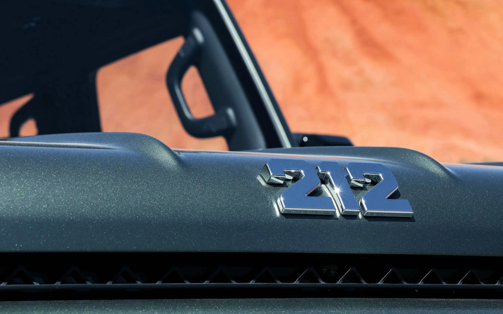 212 T01