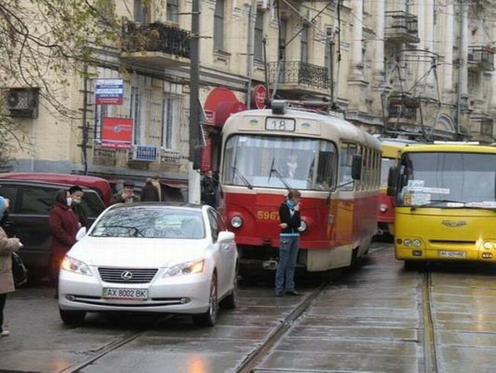 За неправильную парковку москвичей оштрафовали на 3 млн рублей