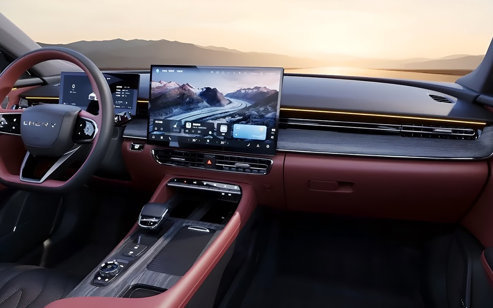 Интерьер Chery Arrizo 8 PRO 400T