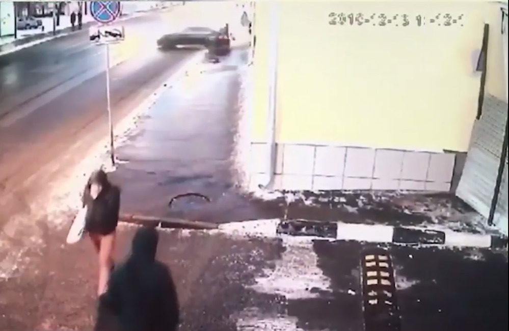 Смертоносный Мерседес - виновник московского ДТП полгода скрывался в Германии