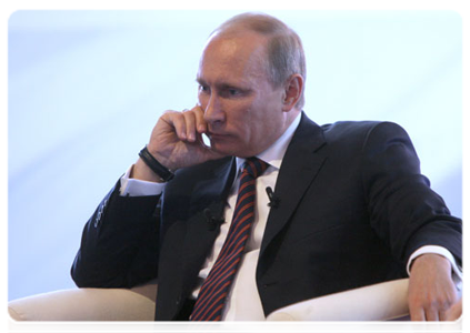 Путин: расходы на дороги нужно увеличить минимум в два раза