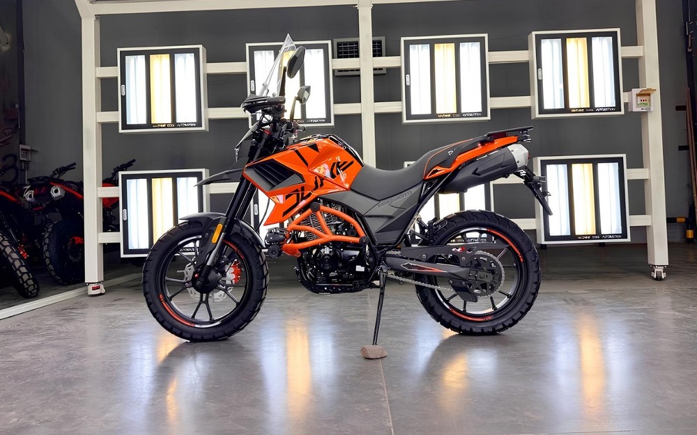 Regulmoto Duke 300