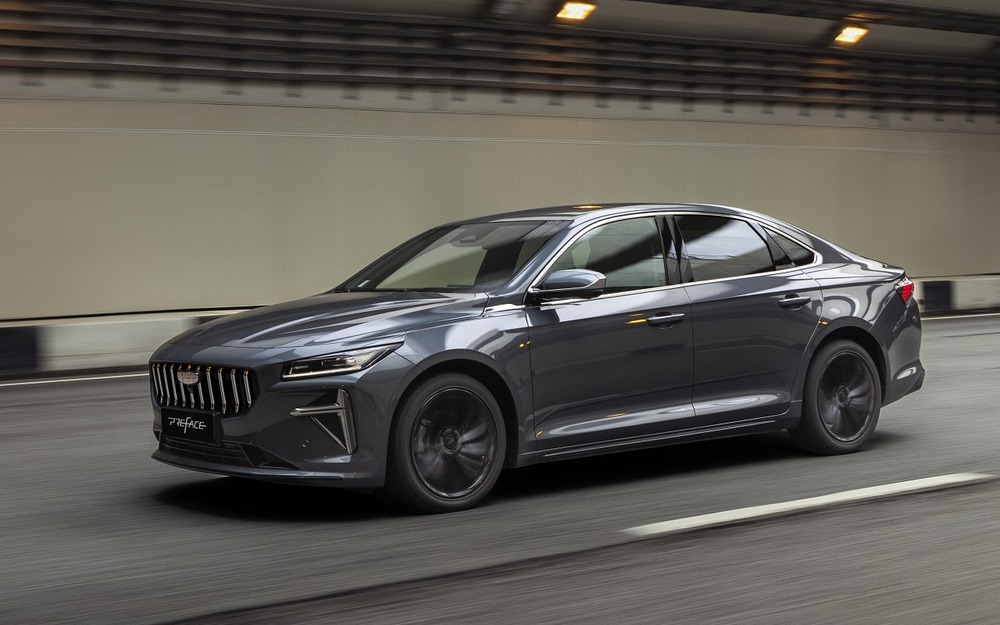 Доступная версия популярного седана - уже в продаже