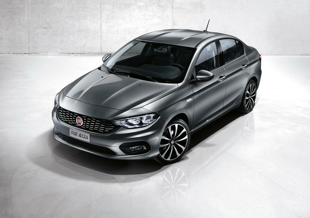 Fiat представил новый компактный седан Aegea на автосалоне в Стамбуле