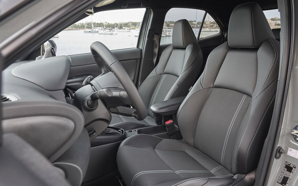 Интерьер Toyota Yaris Cross