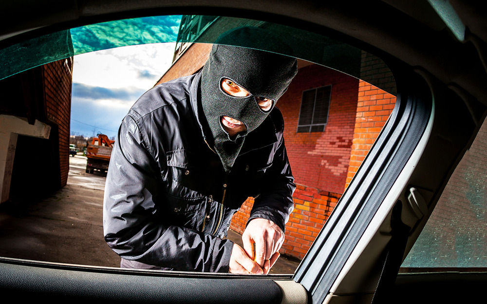 Угоны машин в век цифровизации - спастись еще можно?