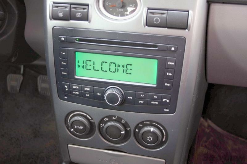 Приемник с CD-проигрывателем планируют устанавливать прямо на конвейере.