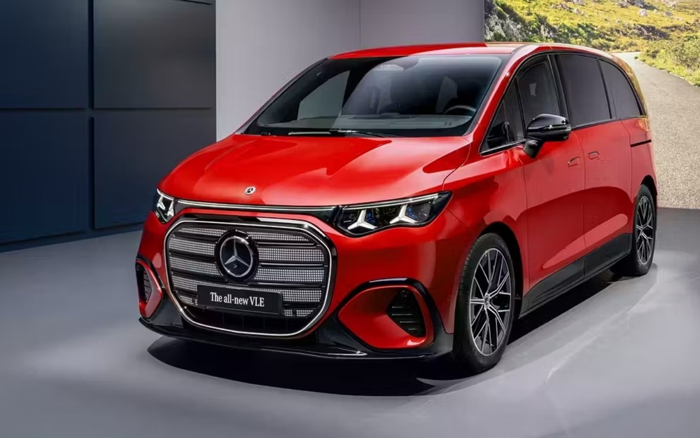 Mercedes-Benz VLE - роскошный минивэн, с которыми можно обсудить смысл жизни