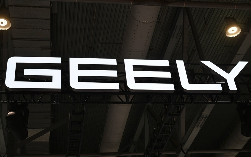 Ford и Renault переходят на китайские платформы Geely: подробности